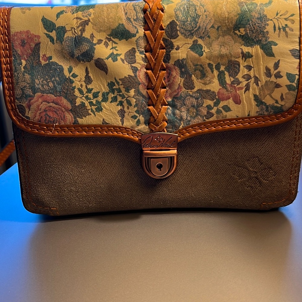 Patricia Nash Crossbody bag